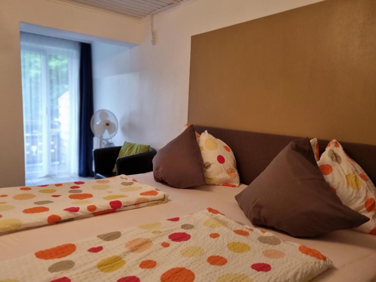 Pension Waldesruh Фельден-ам-Вёртер-Зе Экстерьер фото