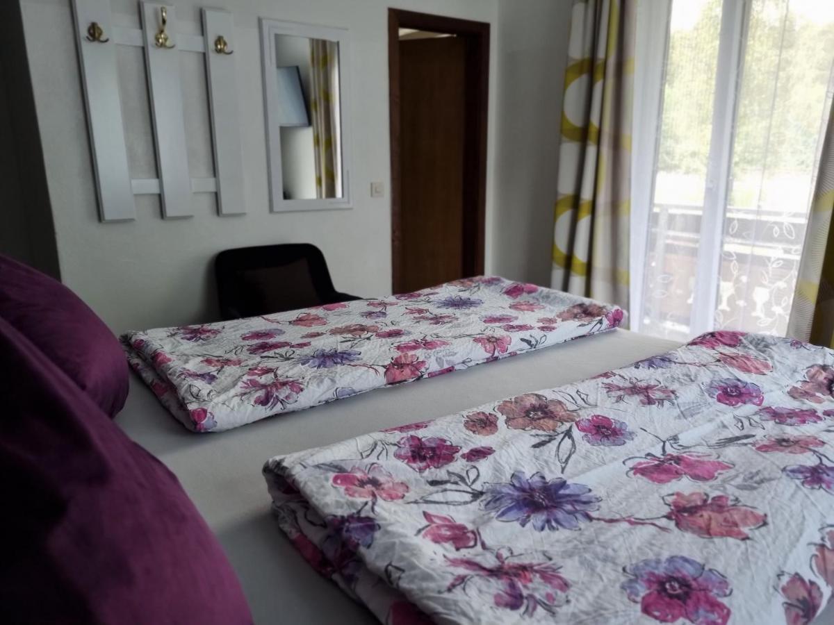 Pension Waldesruh Фельден-ам-Вёртер-Зе Экстерьер фото